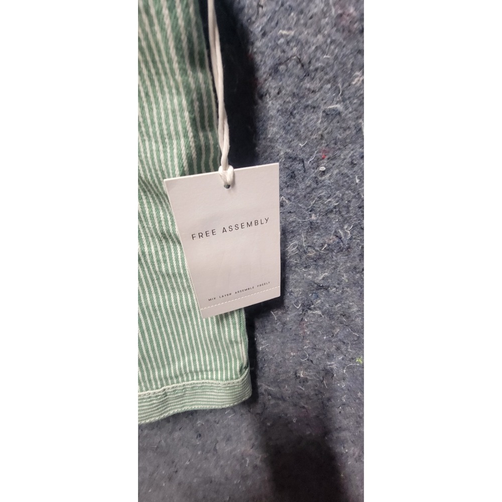 Free Assembly Women's/Unisex button Front Vest/Top Stripe Green/White XL NWT - Picture 2 of 8